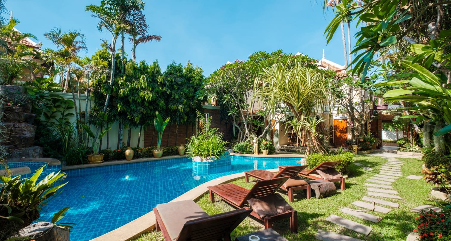 Vacation house image